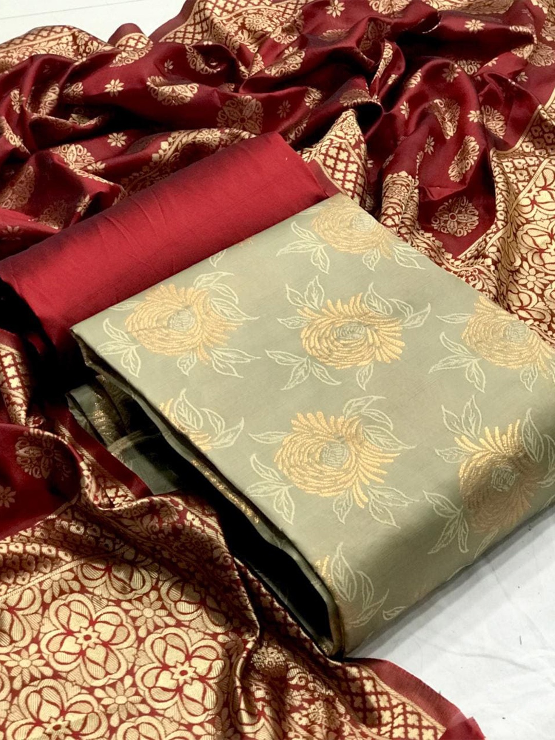 

MORLY Banarasi Jacquard Unstitched Dress Material, Beige