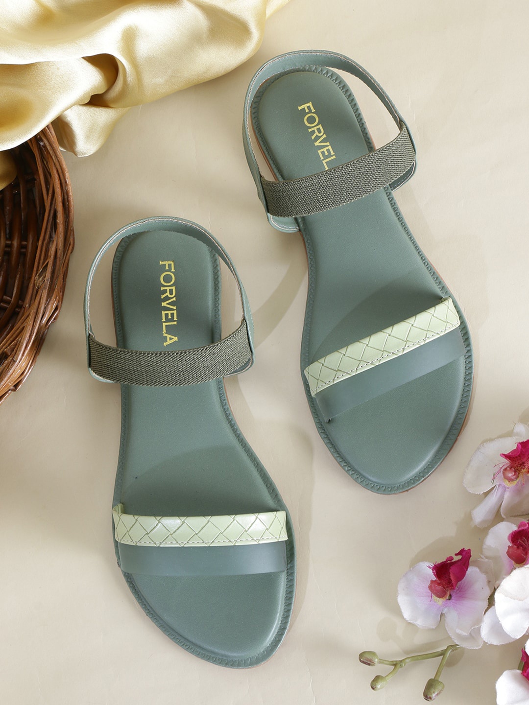

FORVELA Women Open Toe Flats, Green