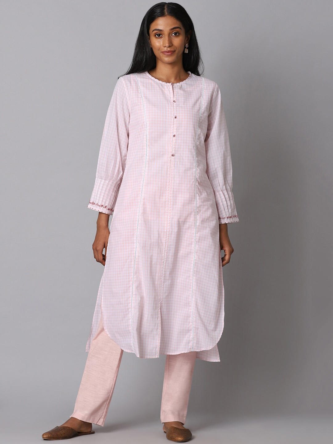 

Taneira Women Pink Pure Cotton Kurta with Trousers