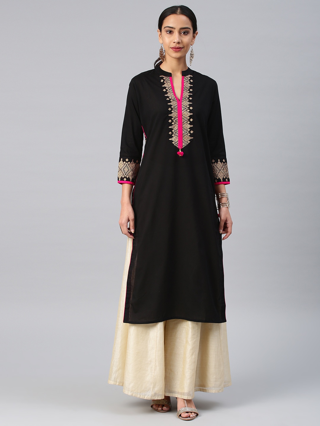 

Vishudh Women Black Yoke Design Straight Kurta