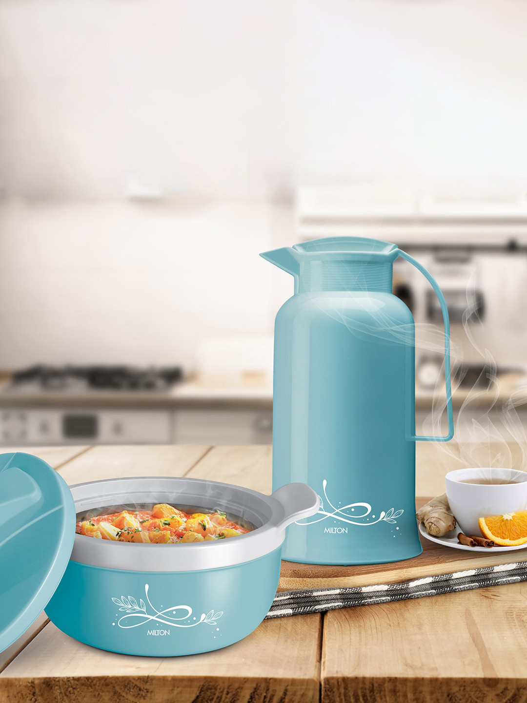 

Milton Souvenir Gift Set Pastel Blue 1500 Casserole 1.38 Ltrs & Crystal 1000 Flask 970 ml