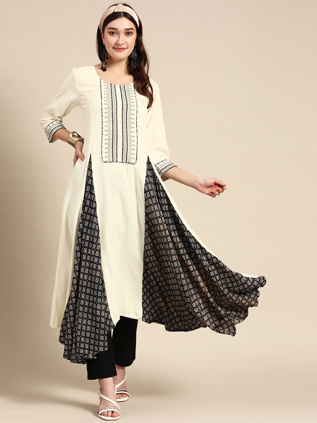 

Sangria Women White Yoke Design Kurta