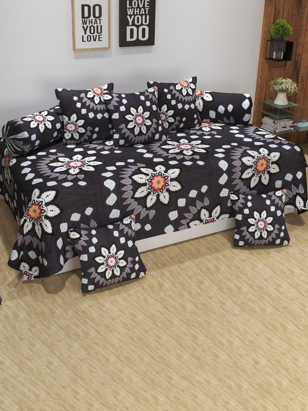 

Bajo's Set Of 8 Black & White Printed Cotton Diwan Set
