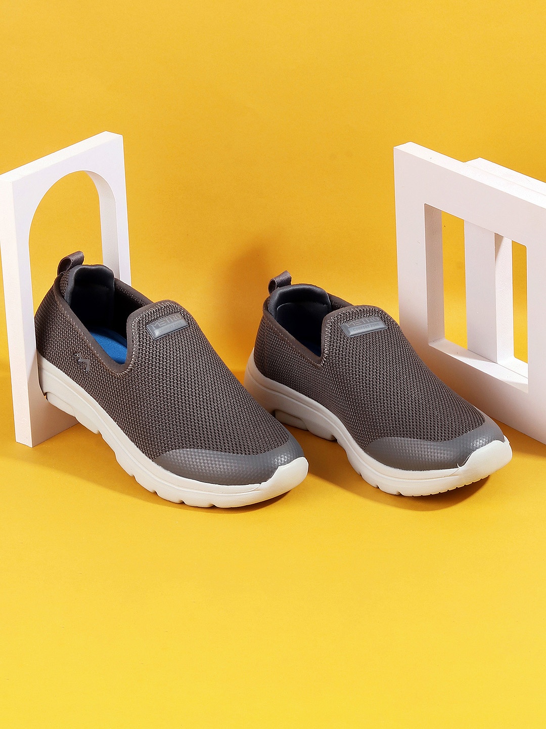 

Metro Men Woven Design Slip-On Sneakers, Grey