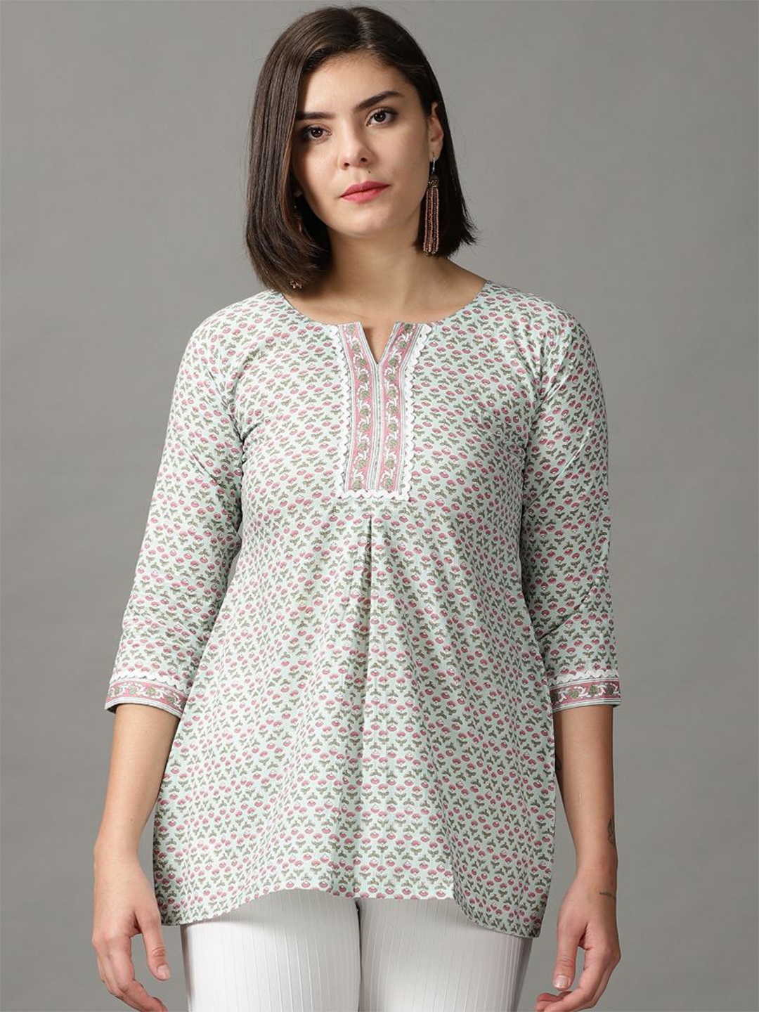 

DIVINATION Floral Printed Pure Cotton Kurti, Grey