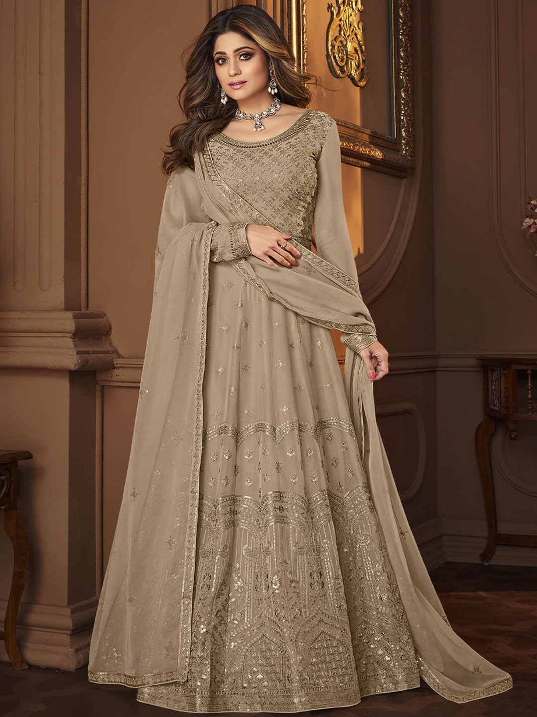 

ODETTE Women Floral Embroidered Kurta with Trousers & With Dupatta, Beige