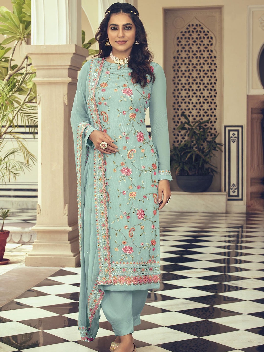 

ODETTE Women Floral Embroidered Kurta with Trousers & With Dupatta, Green