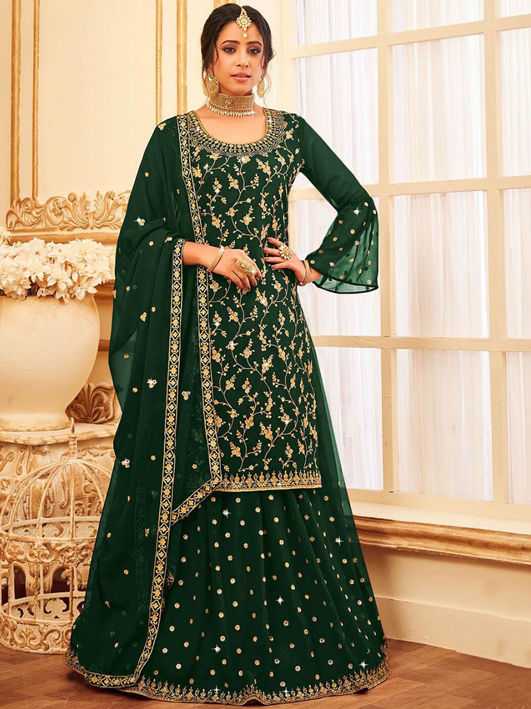 

ODETTE Women Ethnic Motifs Embroidered Kurta with Skirt & With Dupatta, Green