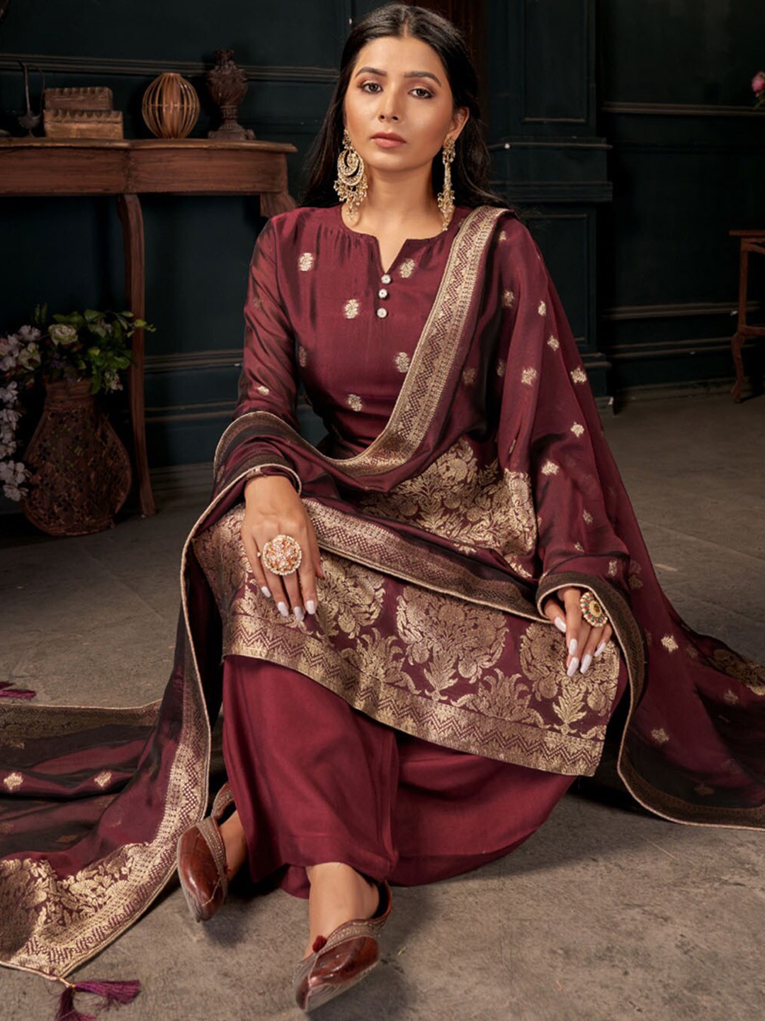 

ODETTE Longs Sleeve Kurta with Palazzos & Dupatta, Maroon