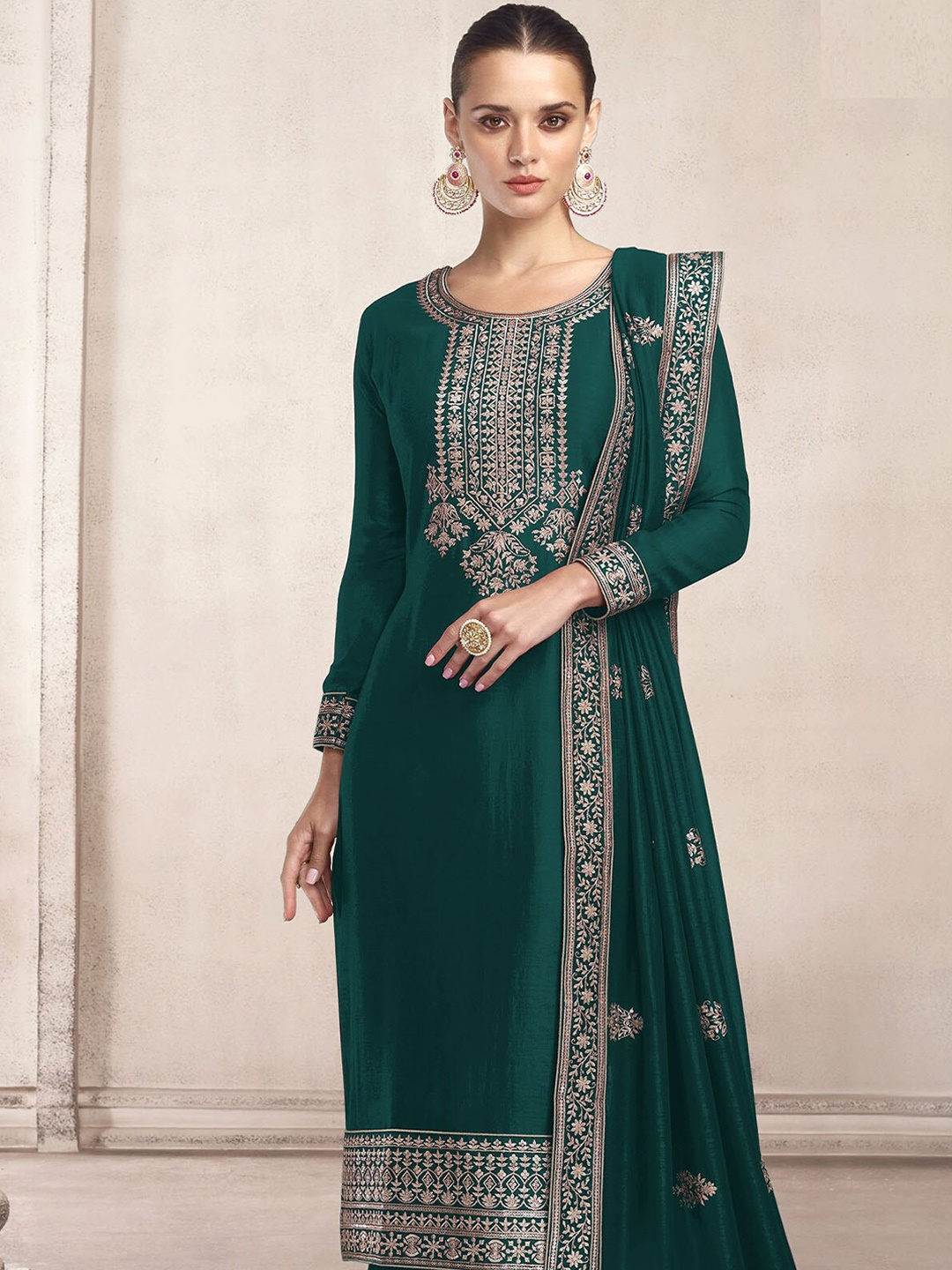 

ODETTE Floral Embroidered Thread Work Kurta with Trousers & Dupatta, Green