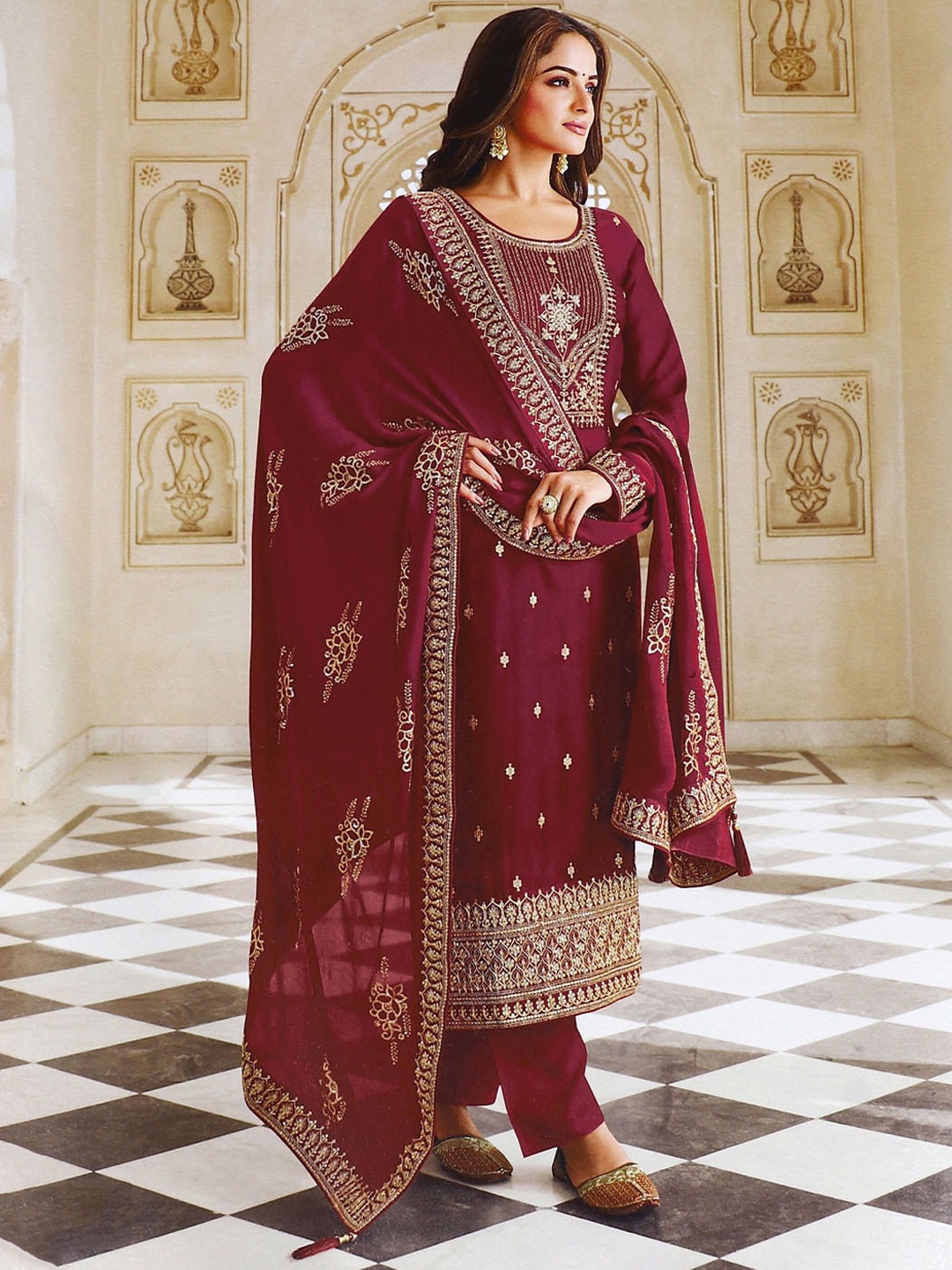 

ODETTE Ethnic Embroidered Thread Work Kurta with Trousers & Dupatta, Maroon