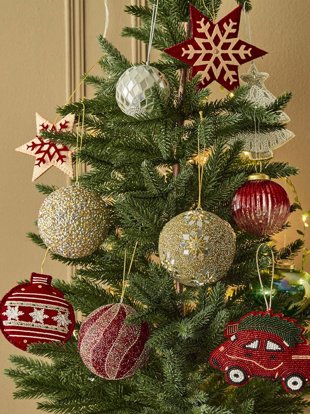 

Home Centre Gold-Toned Sequins Textured Glass Round Baubles