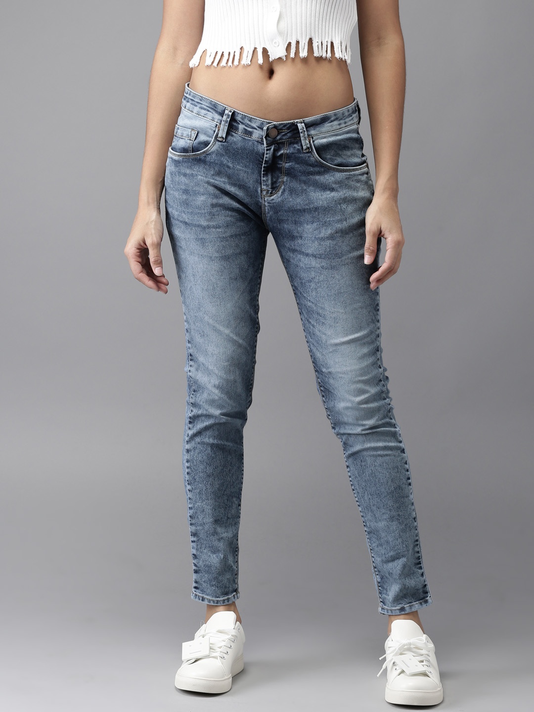 

HERE&NOW Women Blue Skinny Fit Mid-Rise Cropped Clean Look Stretchable Jeans