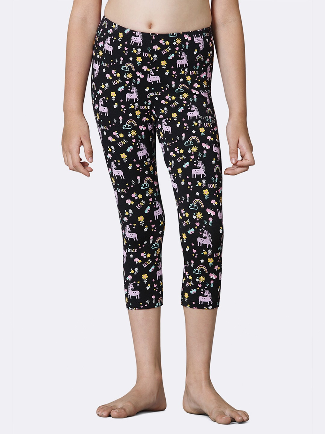 

Van Heusen Girls Printed Cotton Capris, Black