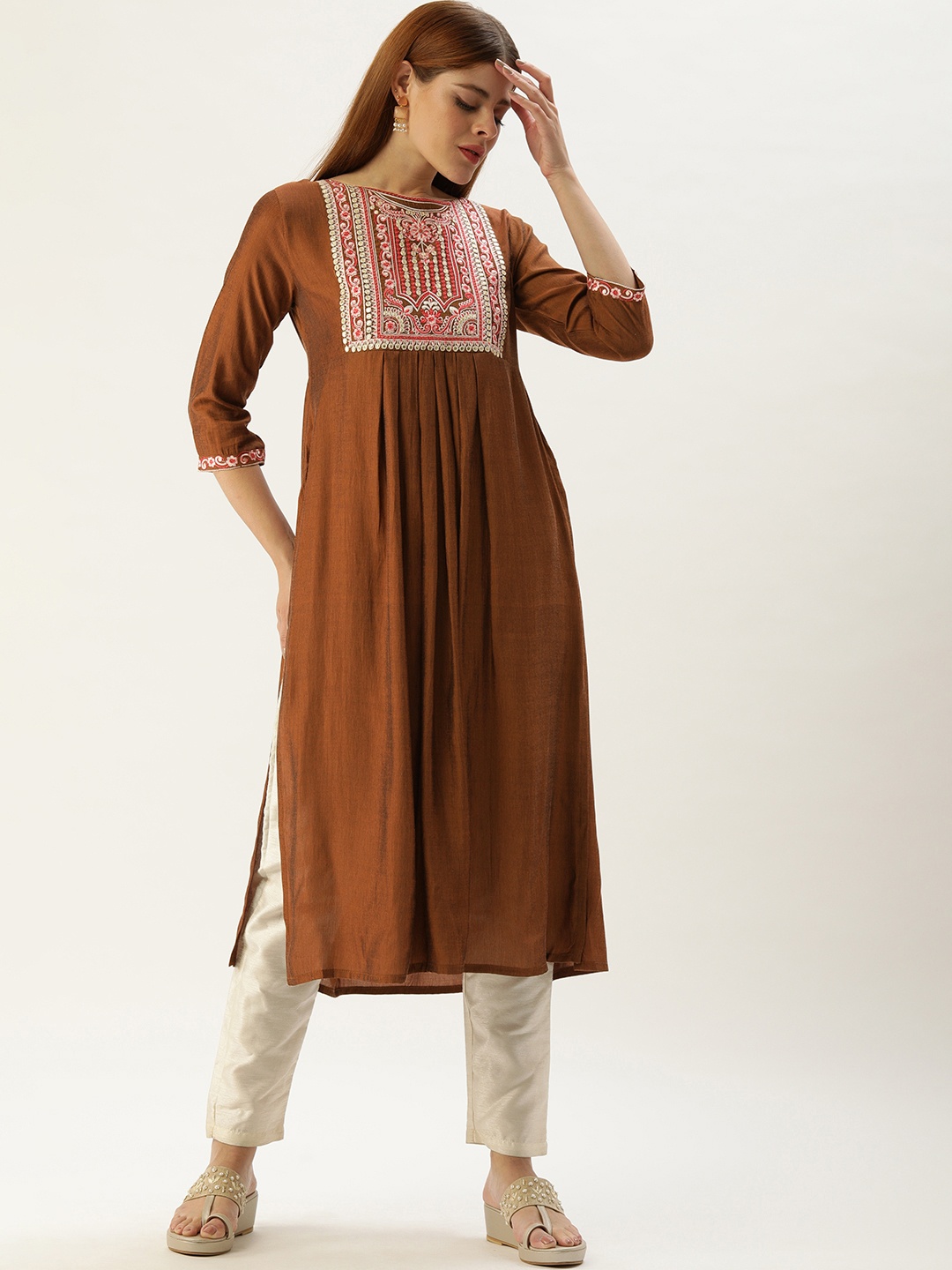 

SWAGG INDIA Women Ethnic Motifs Embroidered Mirror Work Floral Kurta, Brown