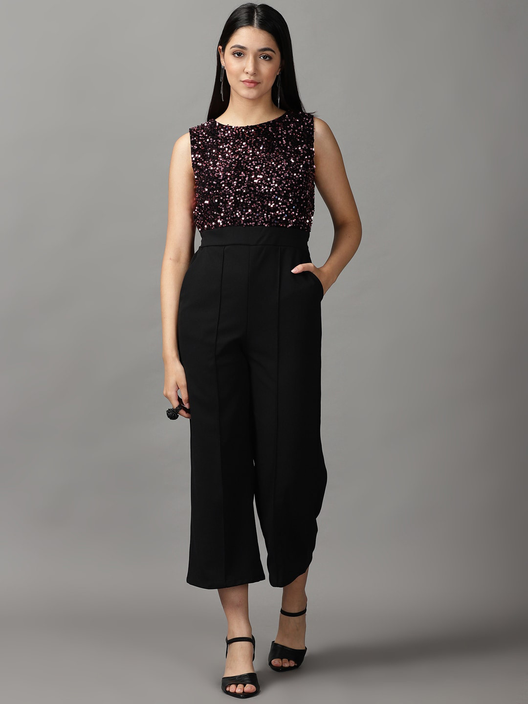 

SHOWOFF Basic Jumpsuit with Embellished, Black