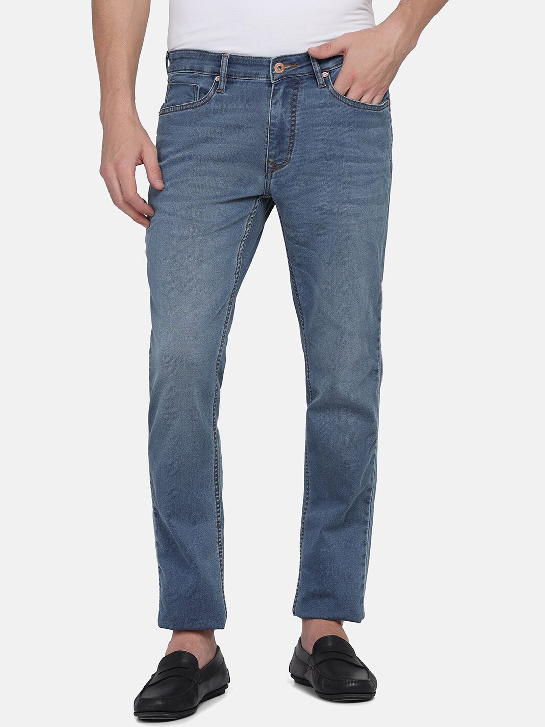 

Blackberrys Men Slim Fit Low-Rise Light Fade Jeans, Blue