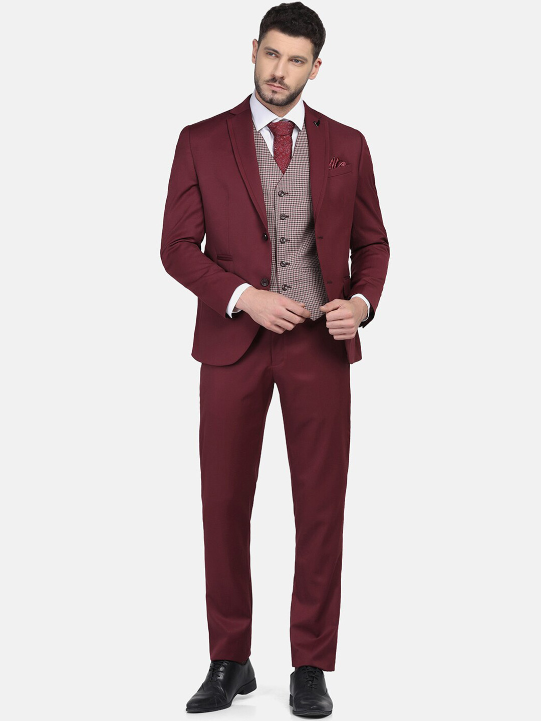 

Blackberrys Men Slim-Fit Single-Breasted 4 Piece Suit, Maroon