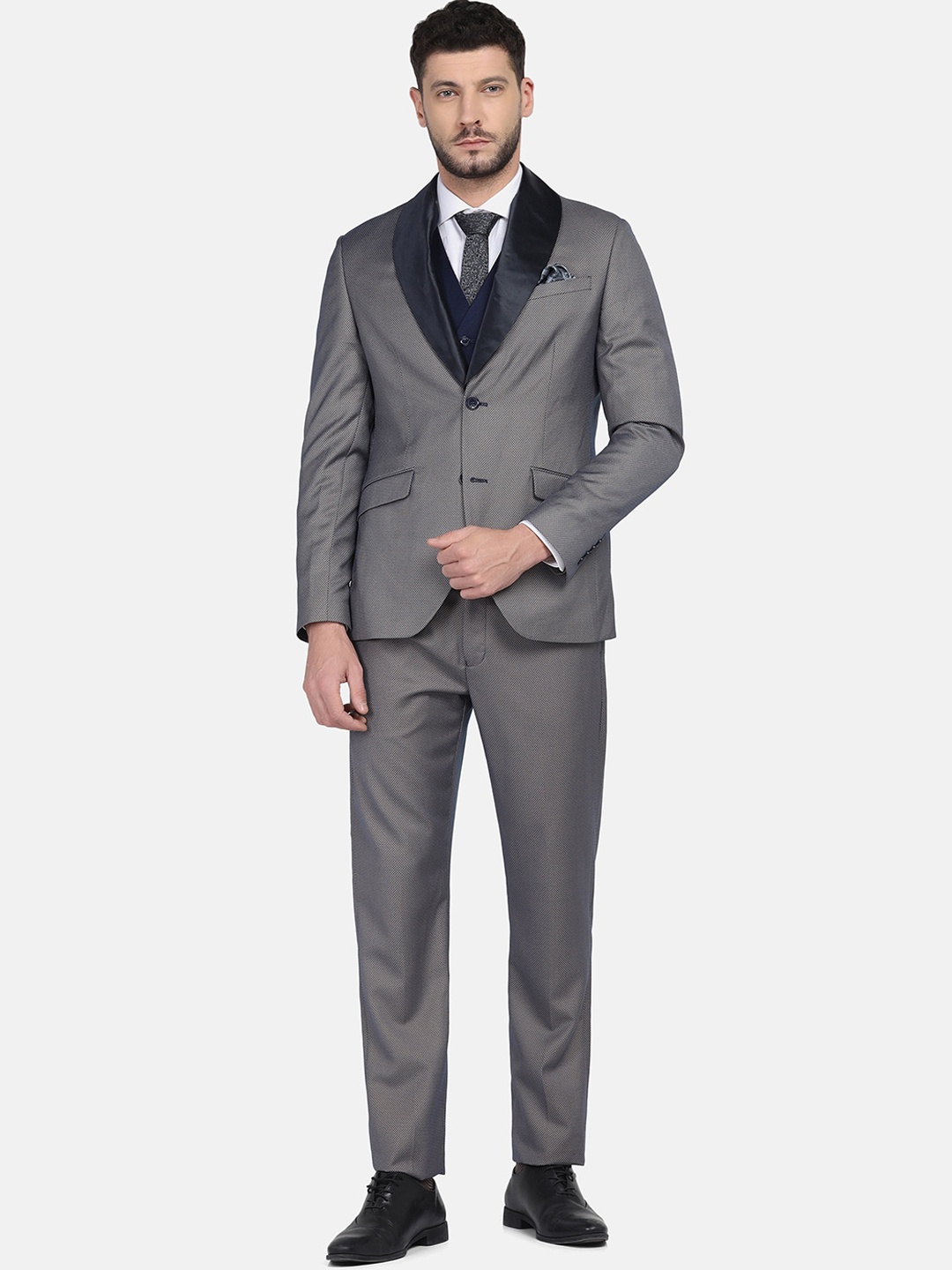 

Blackberrys Men Dobby Design Single-Breasted 4 Piece Suits, Grey