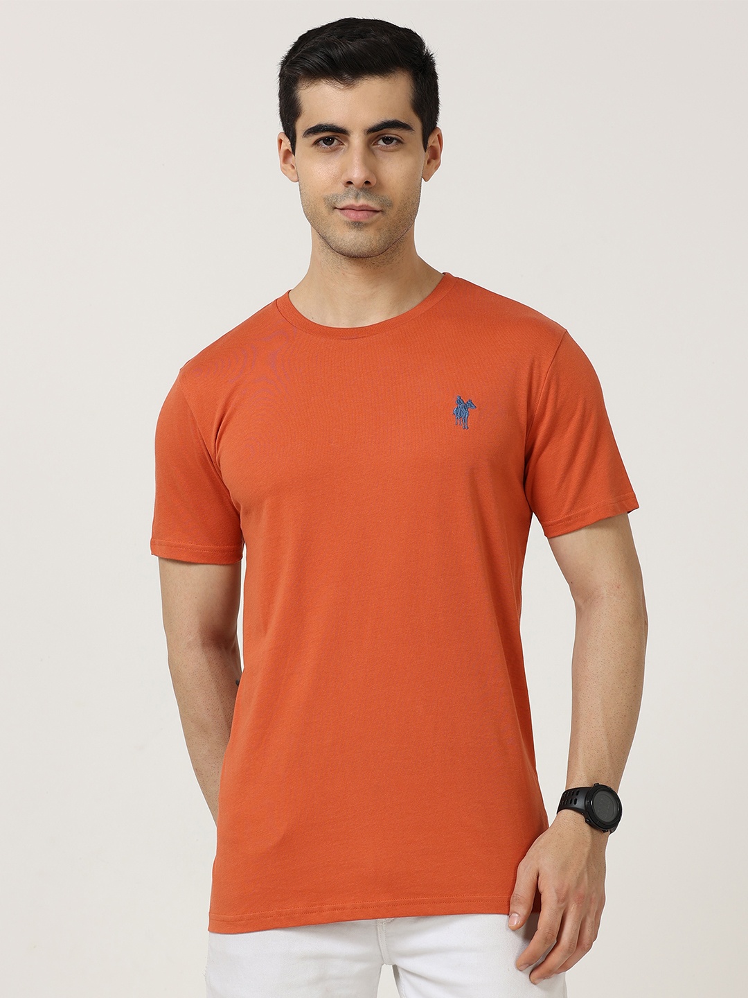 

Masculino Latino Men Cotton T-shirt, Rust