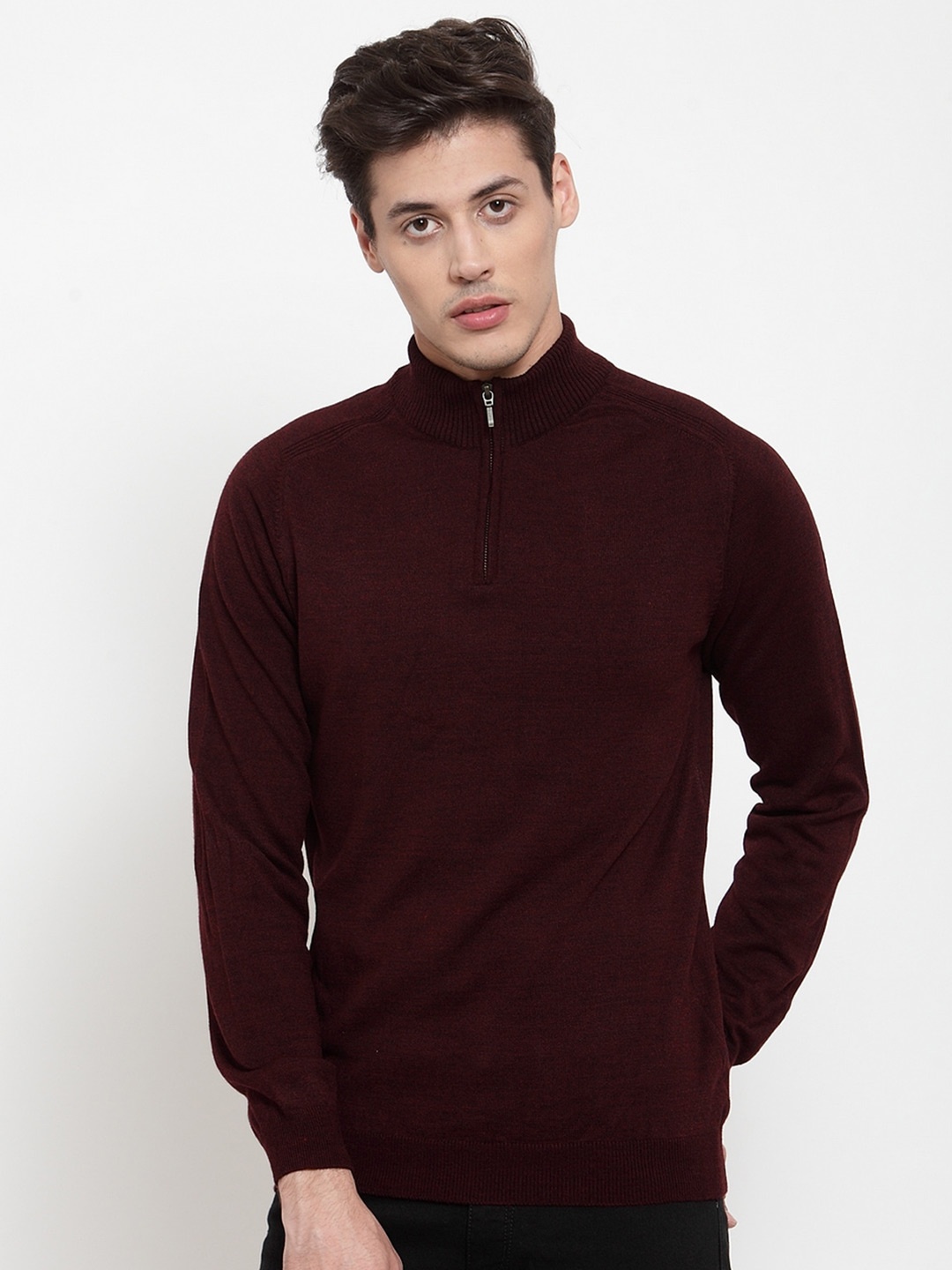 

Kalt Men Turtle Neck Acrylic Pullover Sweater, Maroon