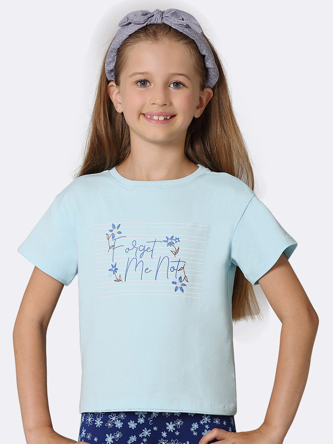 

Van Heusen Girls Ultra Soft Crew Neck T-Shirt, Turquoise blue