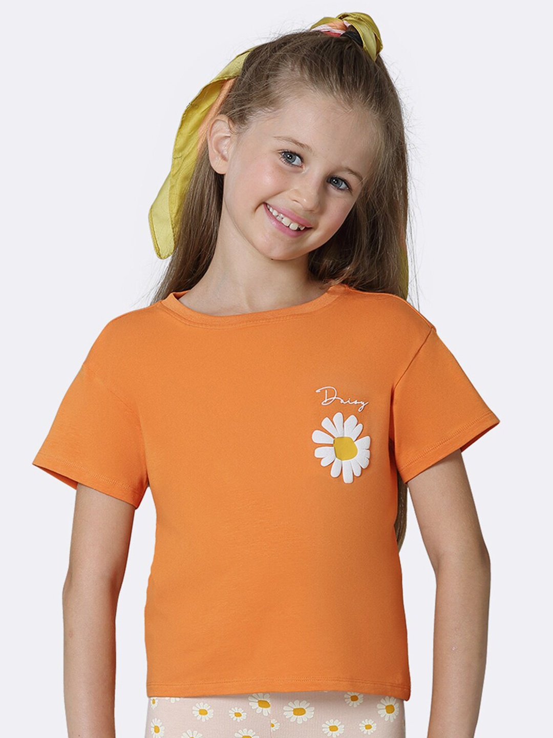 

Van Heusen Girls Buff Ultra Soft Crew Neck T-Shirt, Orange