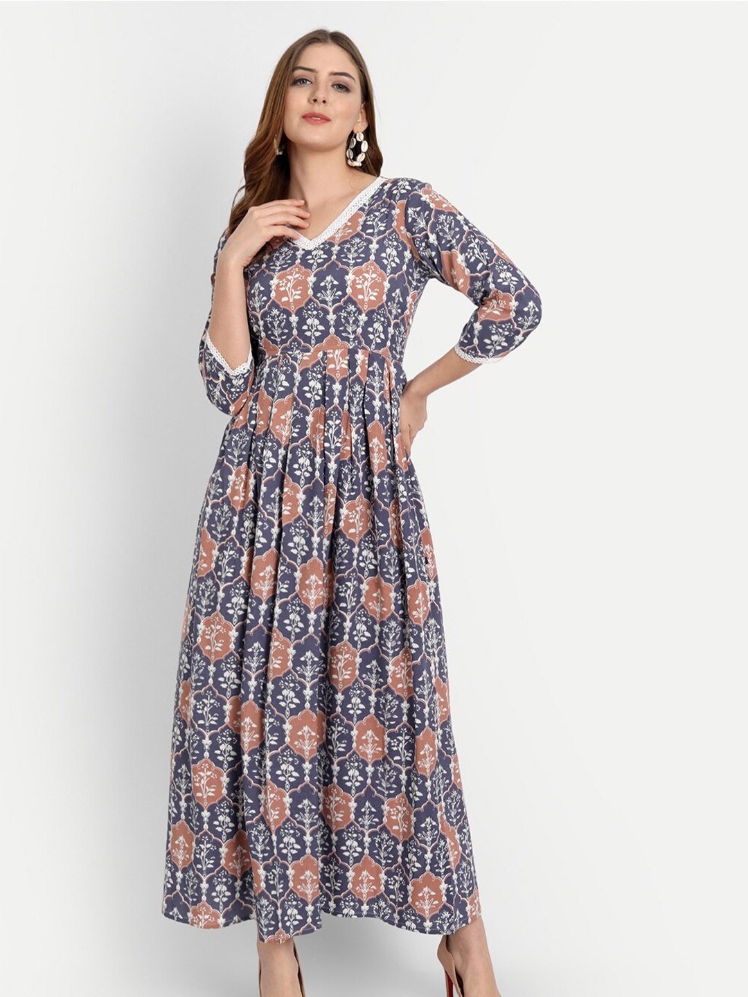 

githaan Ethnic Motifs Printed Fit & Flare Maxi Dress, Purple