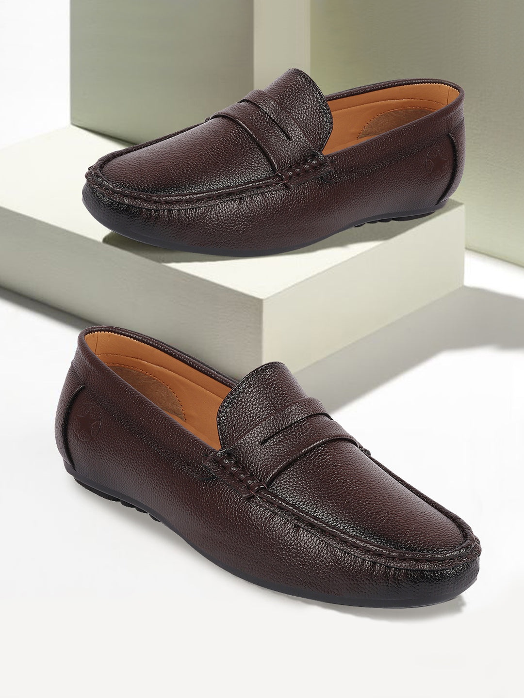 

FAUSTO Men Textured Lightweight Loafers, Brown