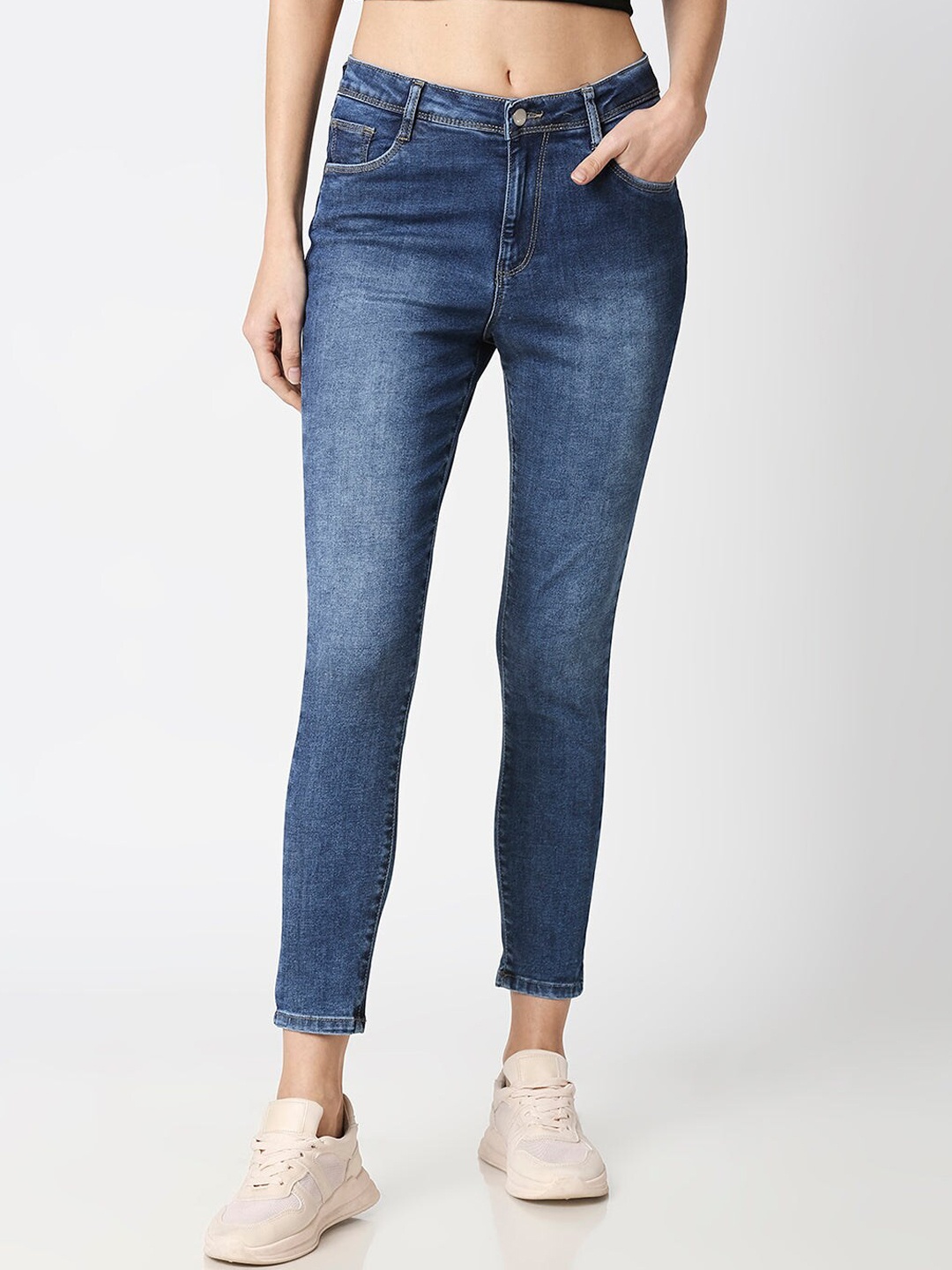 

Kraus Jeans Women Blue Skinny Fit Light Fade Jeans