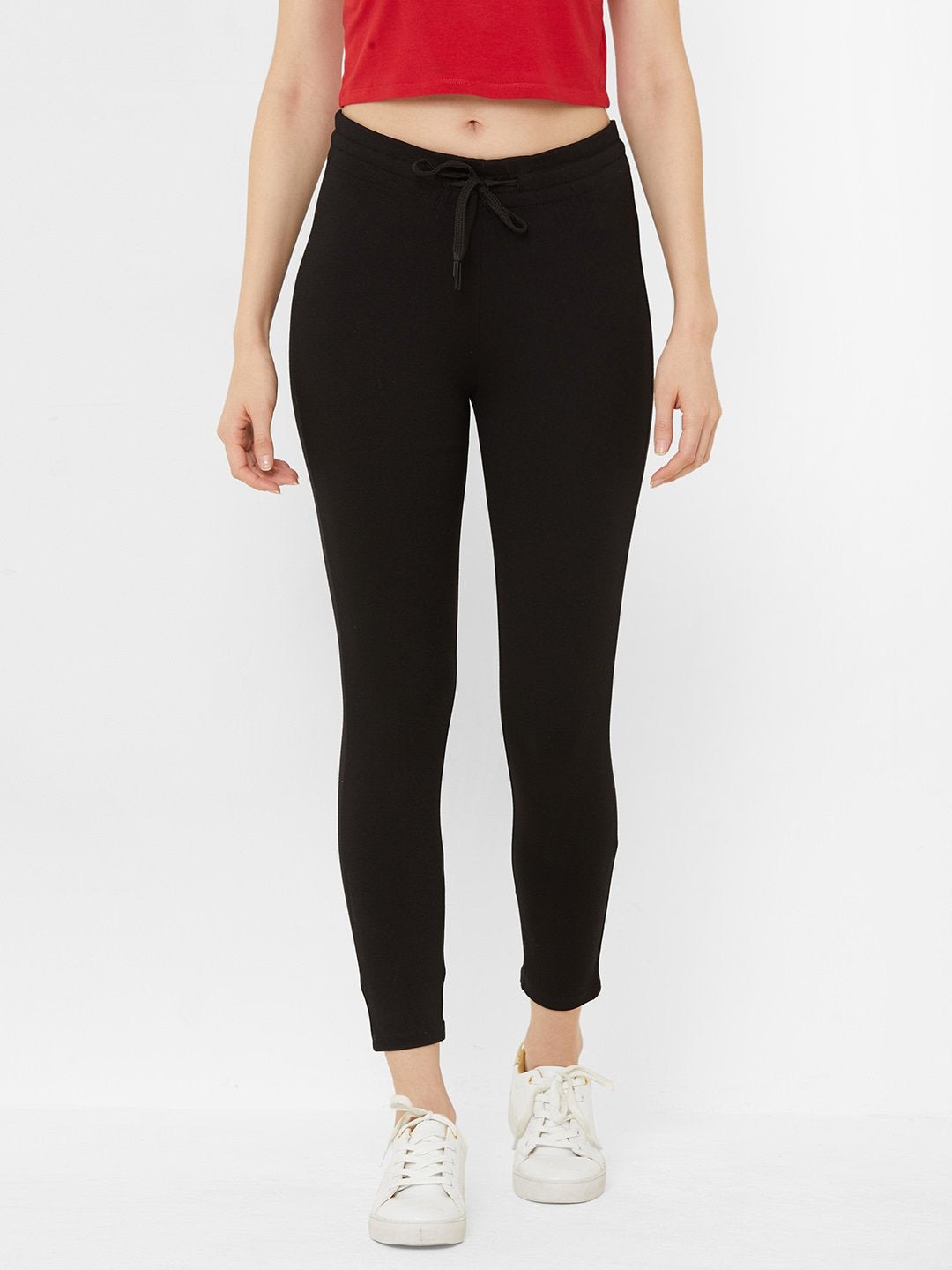 

Kraus Jeans Women Skinny Fit Treggings, Black