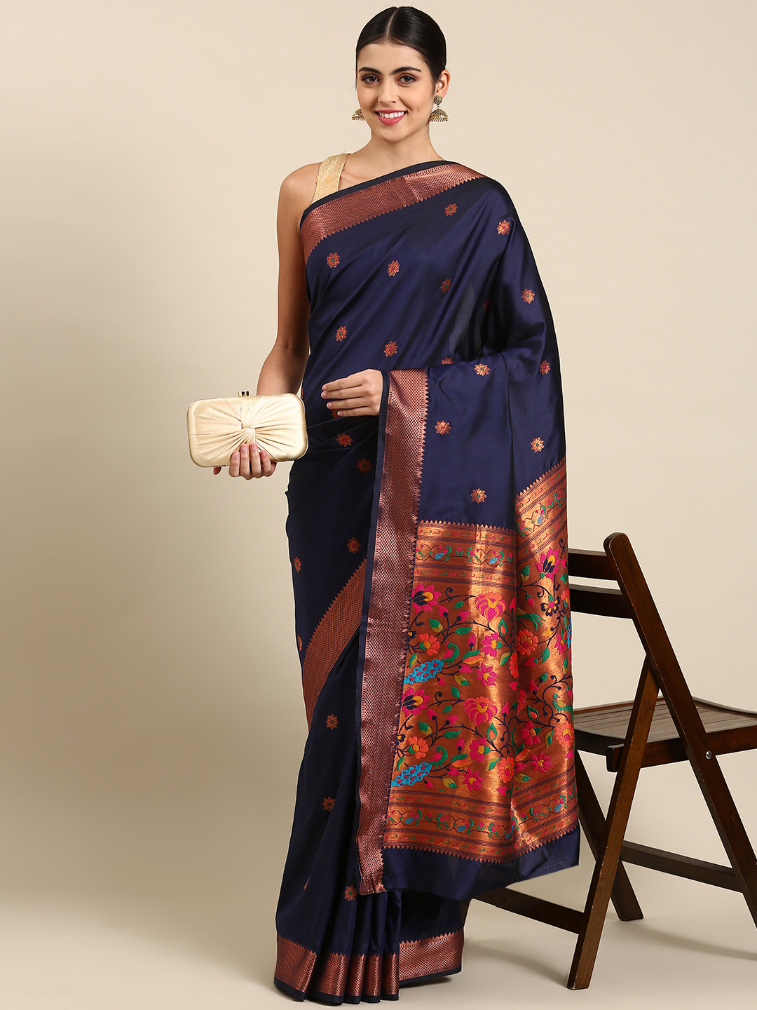 

Mitera Ethnic Motifs Silk Blend Paithani Saree, Navy blue