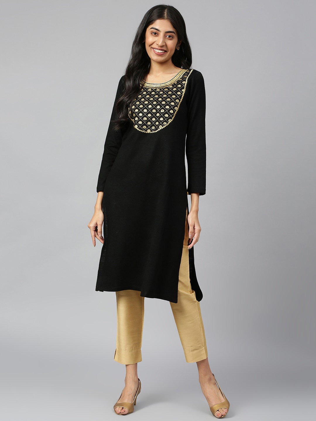 

AURELIA Women Yoke Design Kurta, Black