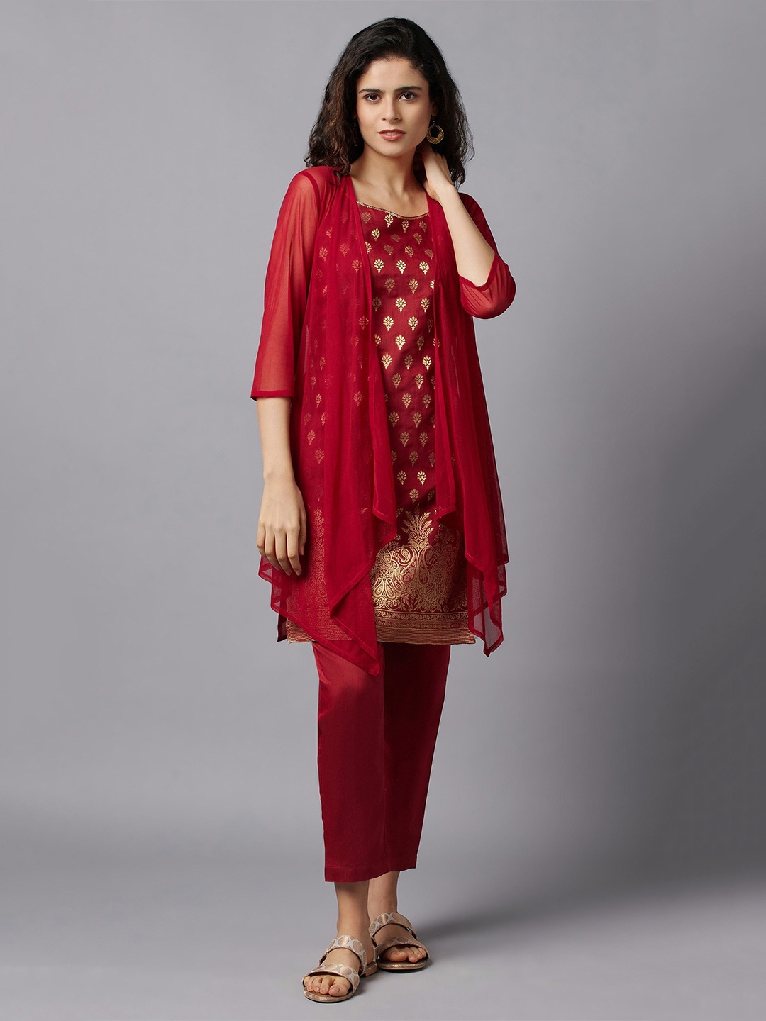 

AURELIA Women Red Ethnic Motifs Printed Kurta with Trousers