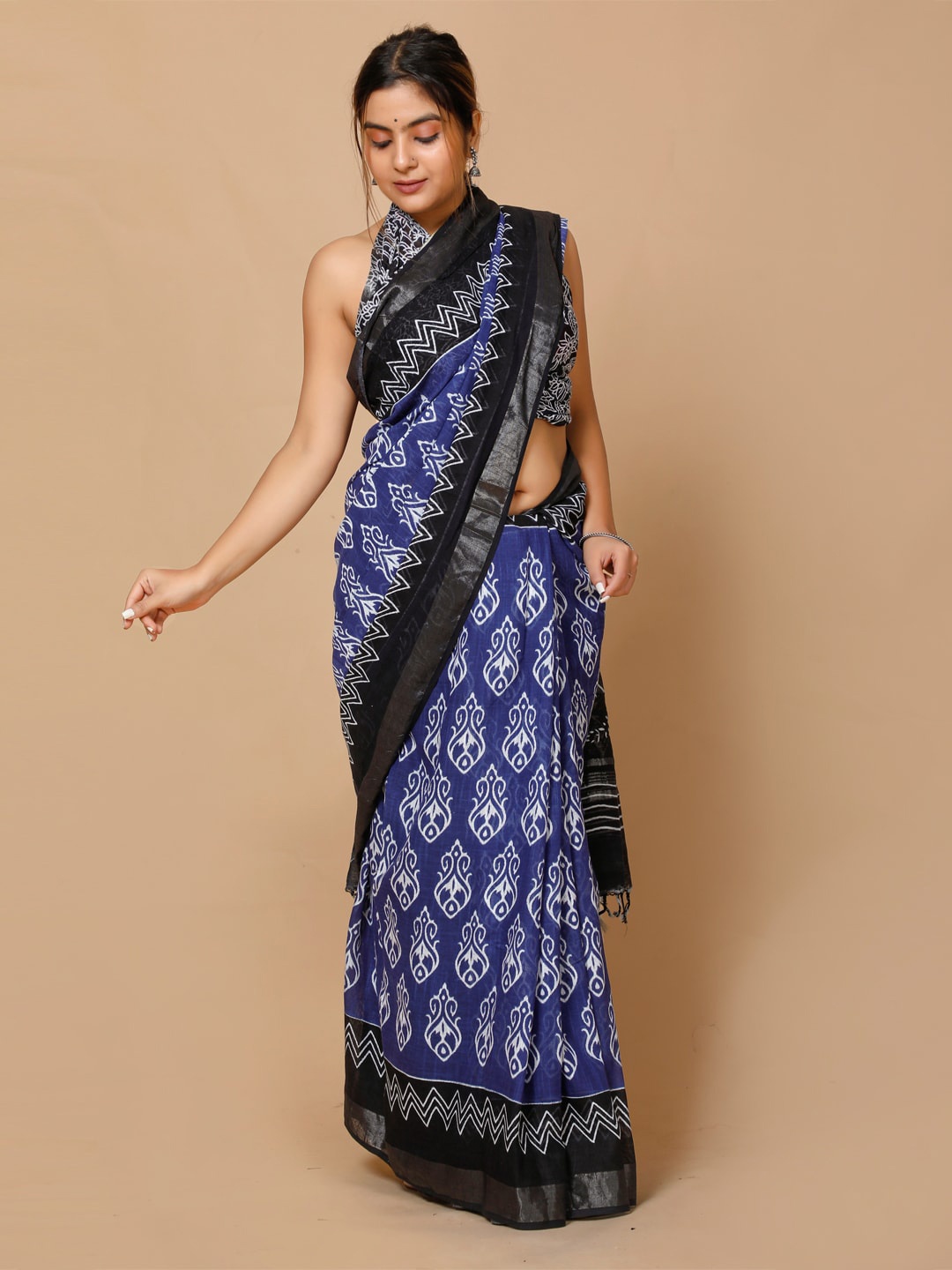 

BUTA BUTI Ethnic Motifs Zari Saree, Blue