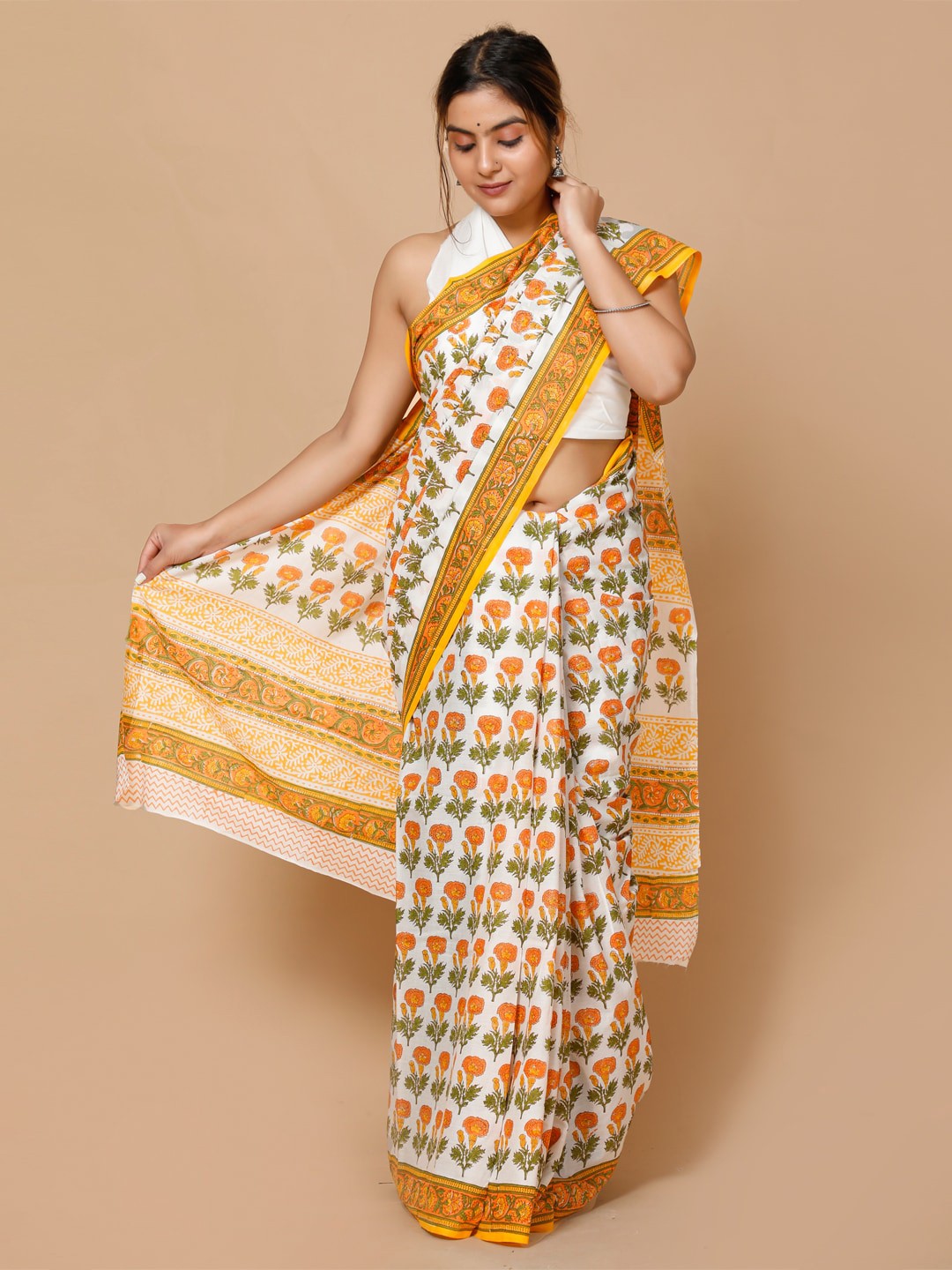 

BUTA BUTI Floral Pure Cotton Saree, Yellow
