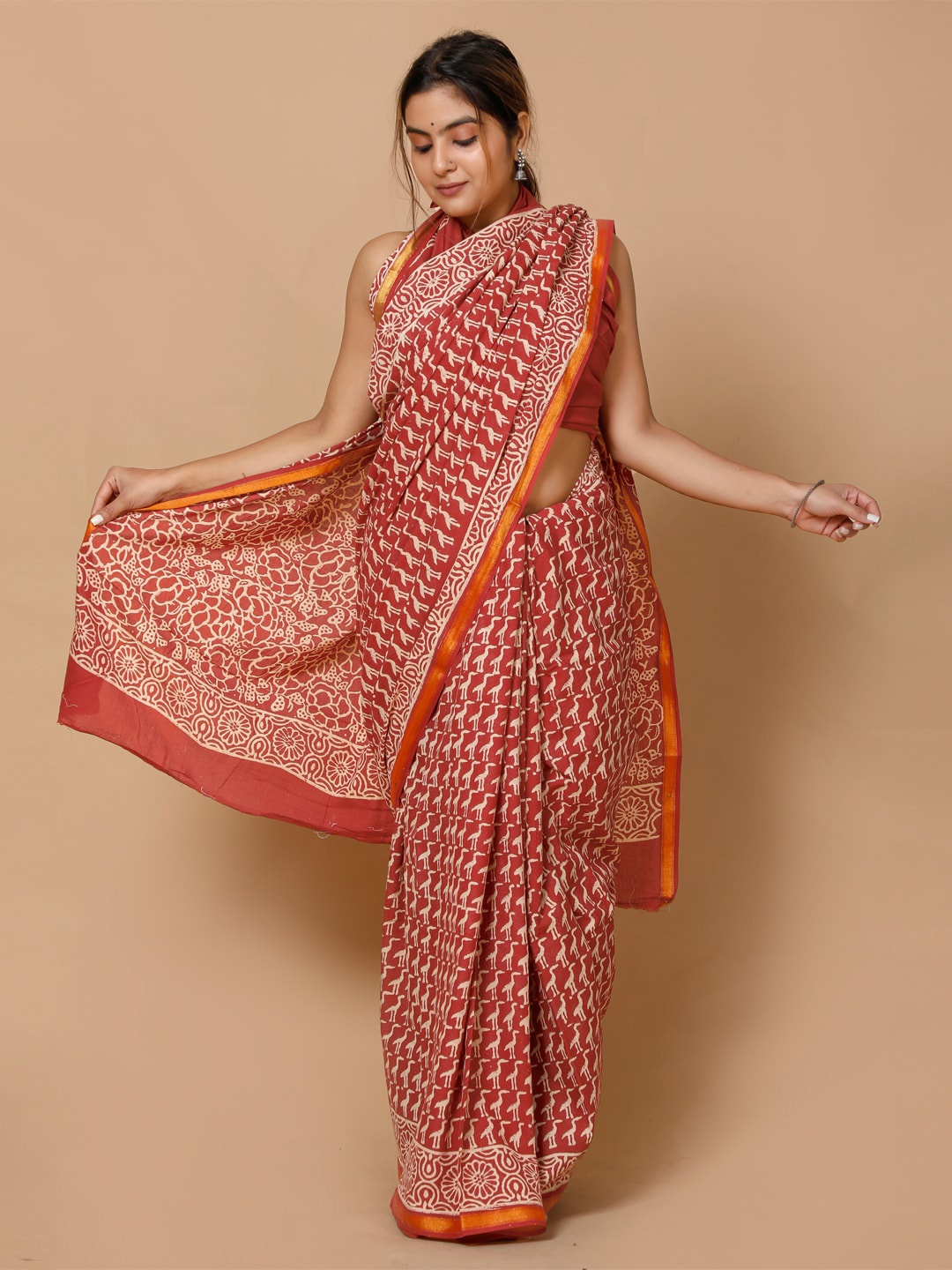 

BUTA BUTI Abstract Printed Zari Saree, Red