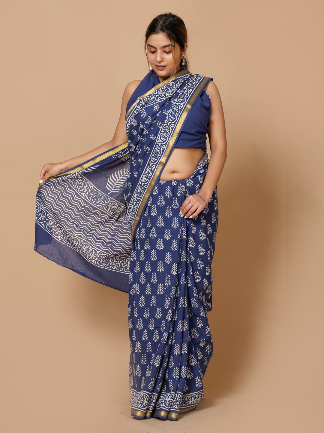 

BUTA BUTI Ethnic Motifs Pure Cotton Saree, Blue