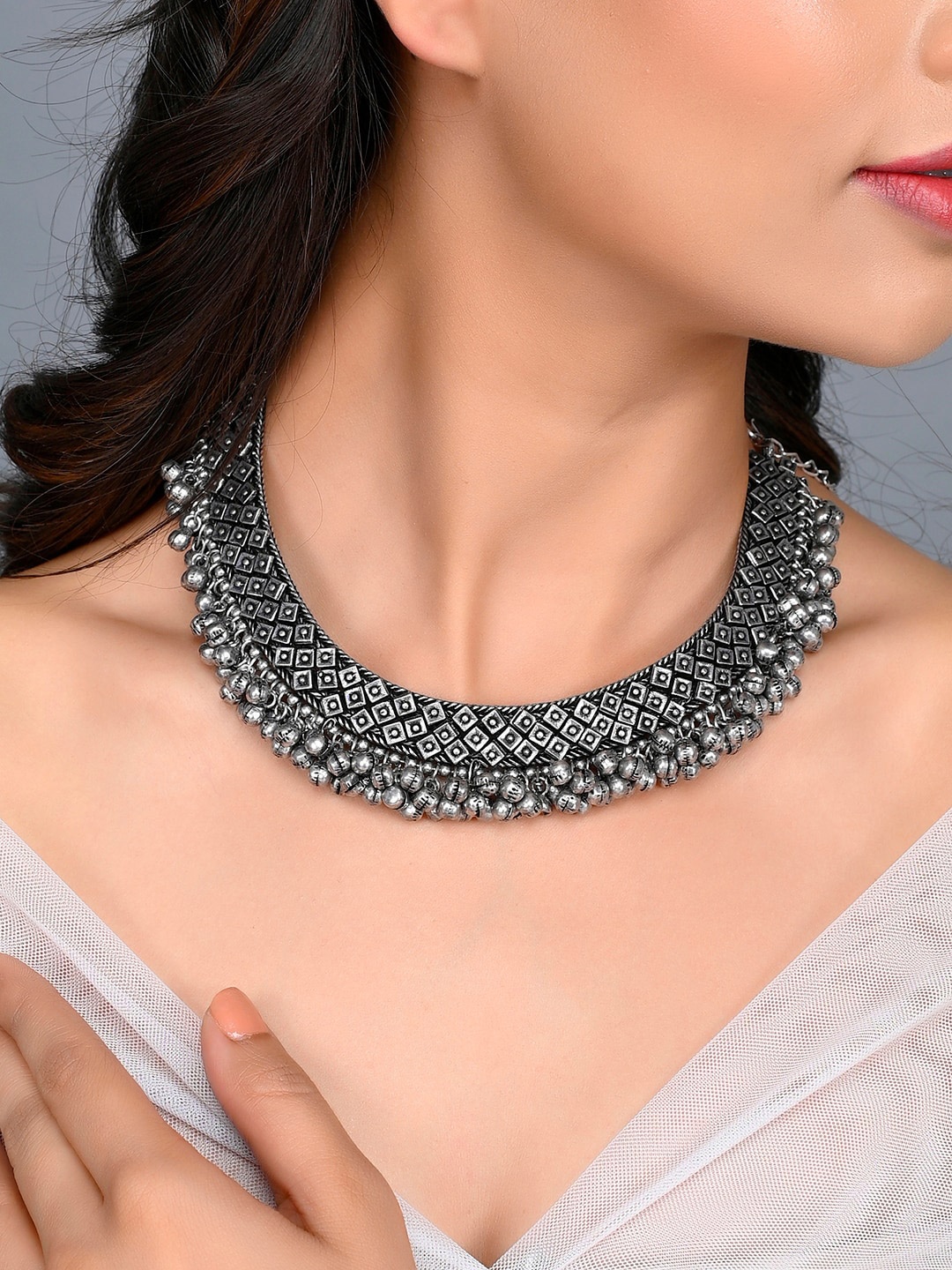 

AQUASTREET JEWELS Brass Silver-Plated Oxidised Necklace