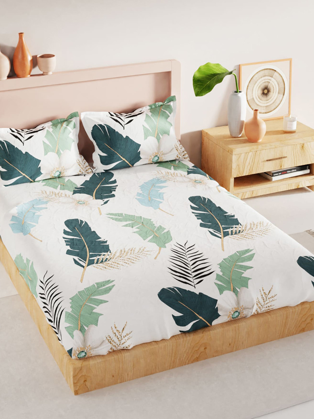

BIANCA Assorted Floral 200 TC King Bedsheet with 2 Pillow Covers & 2 Pillows