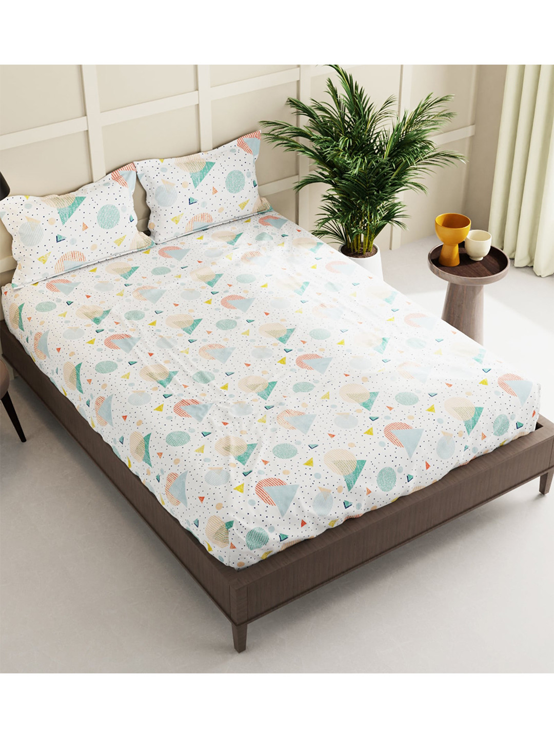 

BIANCA White & Blue Geometric 152 TC Queen Bedsheet with 2 Pillow Covers