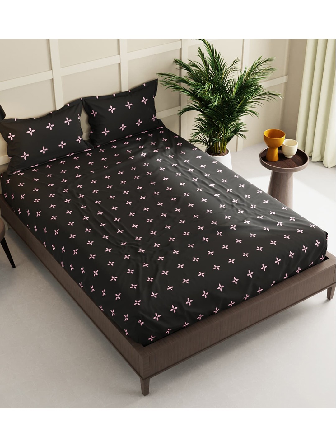 

KOPA Black & Pink Floral 152 TC King Bedsheet with 2 Pillow Covers