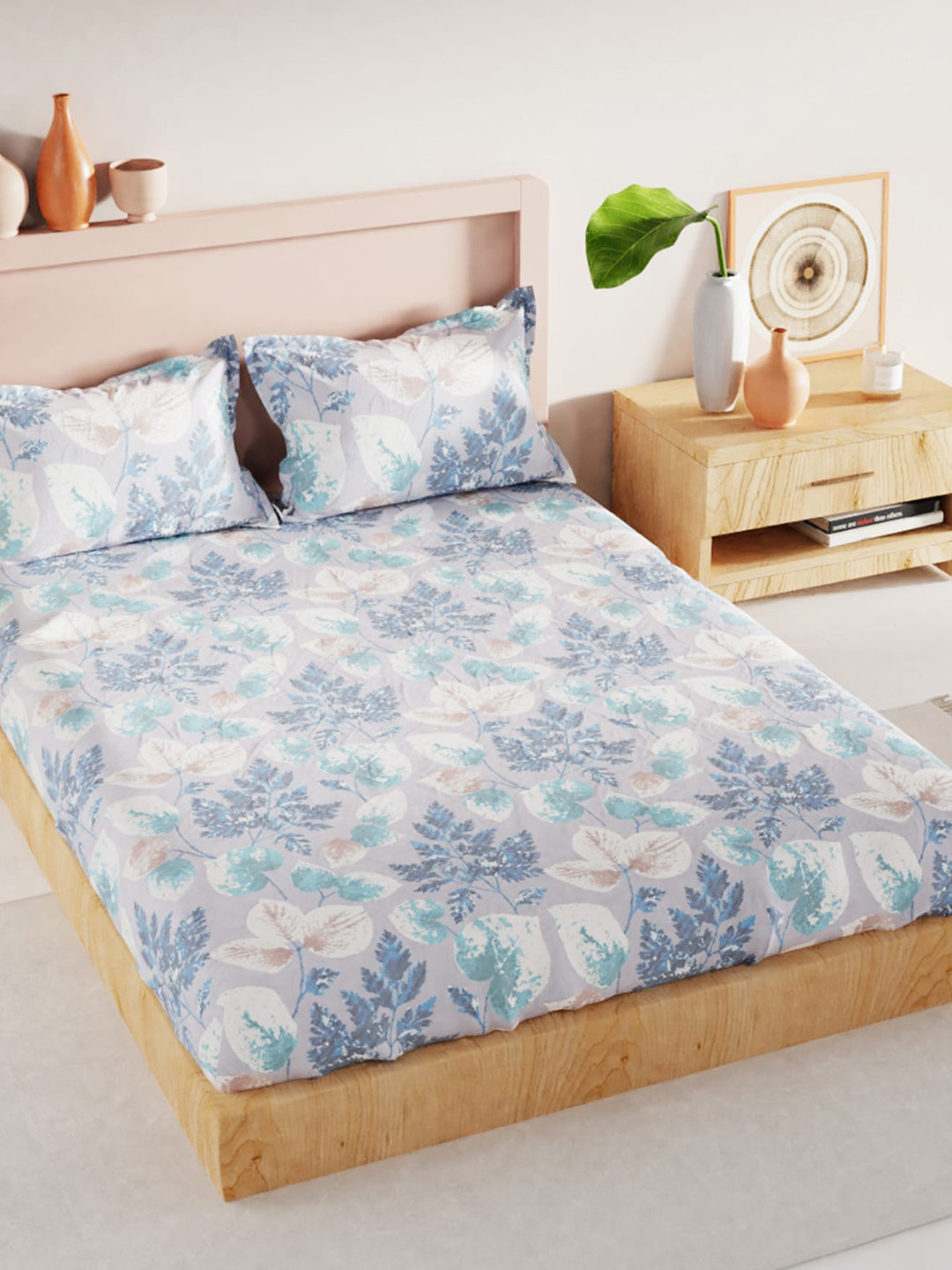 

BIANCA Floral 200 TC King Bedsheet with 2 Pillow Covers, Grey