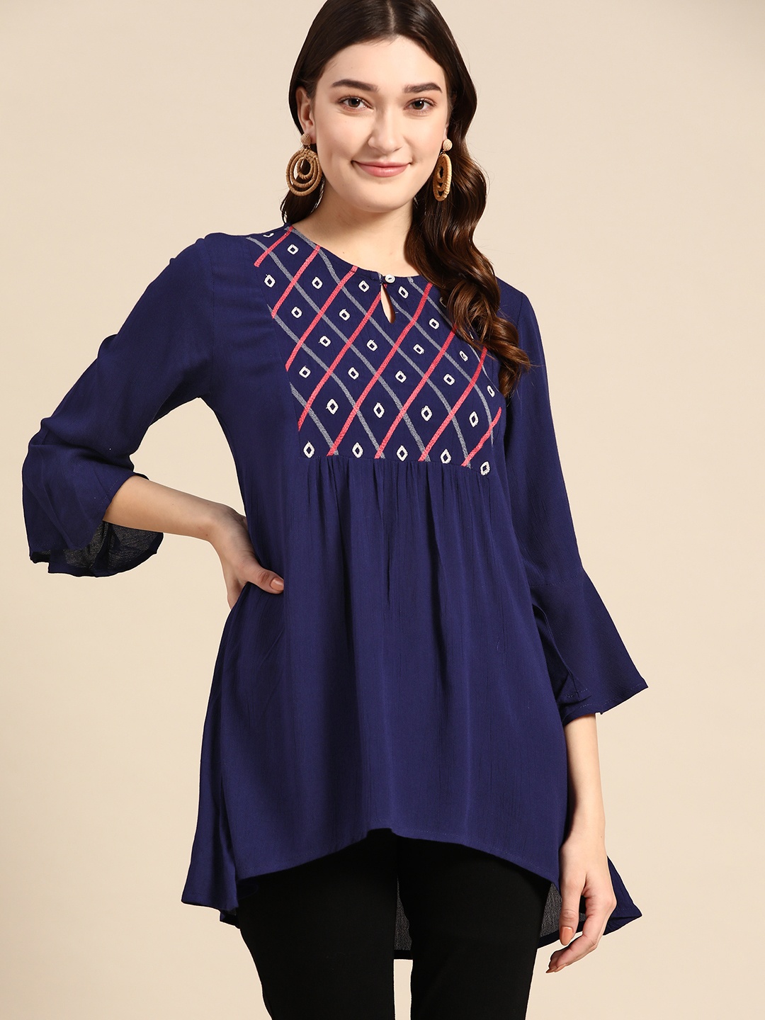 

Sangria Geometric Embroidered Keyhole Neck Longline Top, Blue