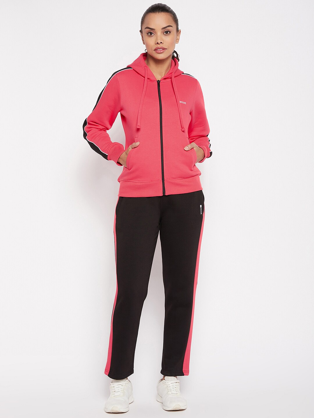 

Okane Women Solid Tracksuit, Pink