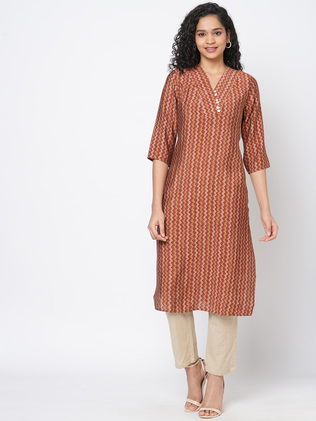 

Fusion Beats Women Chevron Printed Kurta, Brown