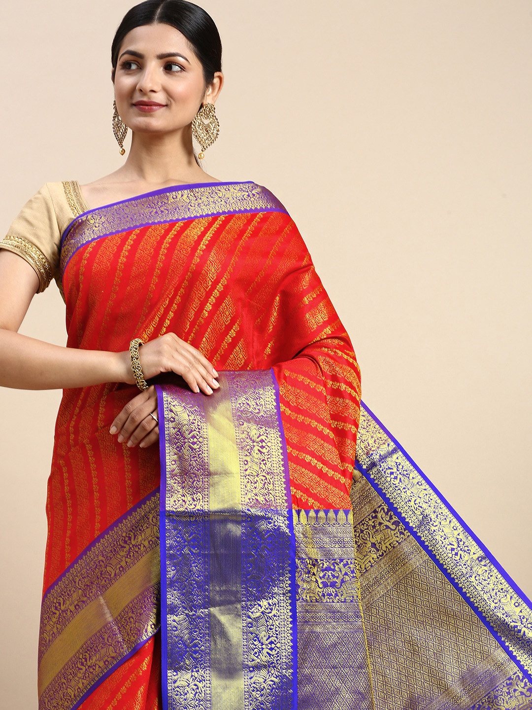 

Royal Rajgharana Saree Woven Design Zari Silk Blend Kanjeevaram Saree, Red