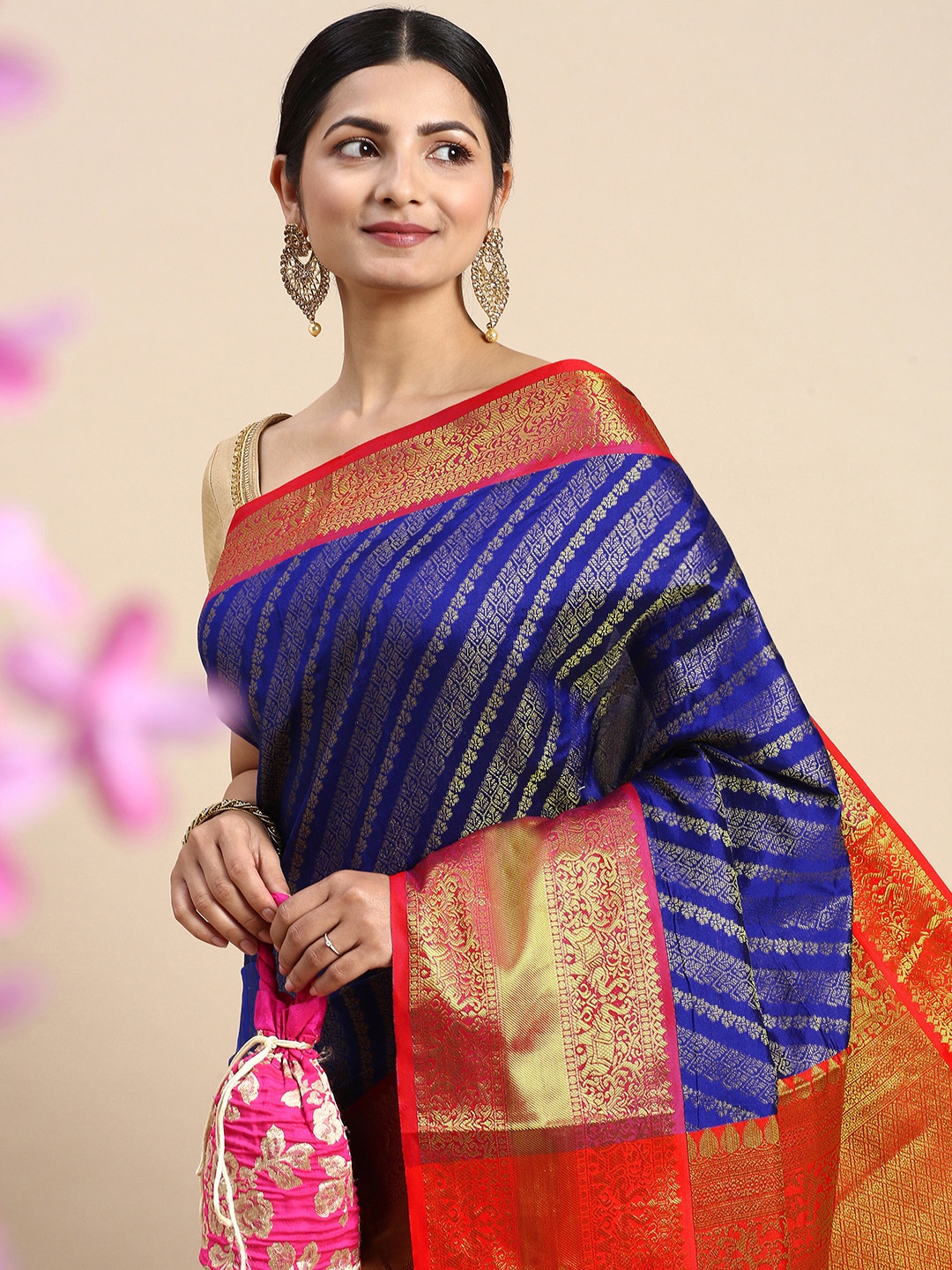 

Royal Rajgharana Saree Woven Design Zari Silk Blend Kanjeevaram Saree, Blue