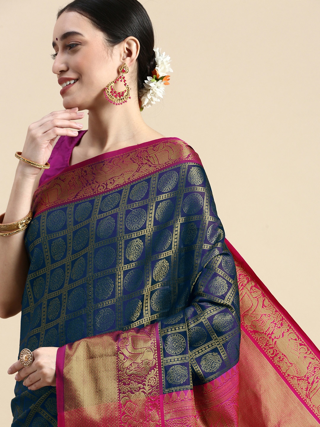 

Royal Rajgharana Saree Woven Design Ethnic Motifs Zari Silk Blend Kanjeevaram Saree, Navy blue