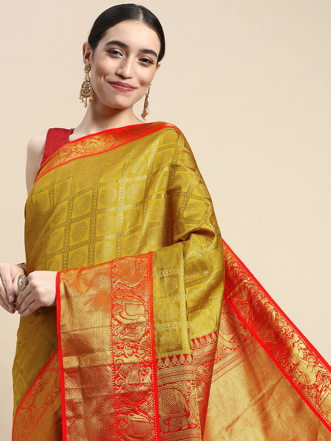 

Royal Rajgharana Saree Woven Design Ethnic Motifs Zari Silk Blend Kanjeevaram Saree, Yellow